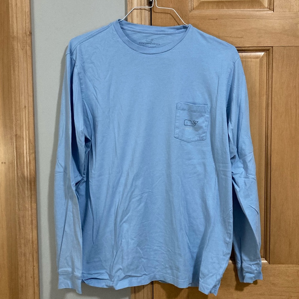 Vineyard Vines Long Sleeve - Picture 1 of 3